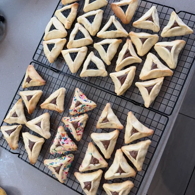 Oznei Haman (Hamantaschen)